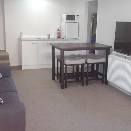 Modest Comfortable Relaxed Home Away From Home With Secure Bike Storage Rotorua Exterior photo